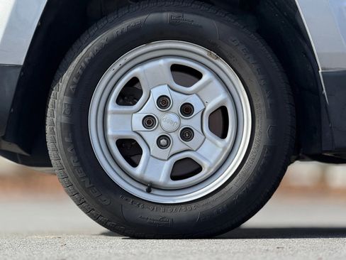 Used 2016 Jeep Patriot Sport w/ Power Value Group image 29