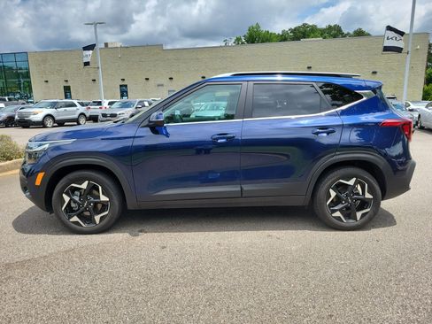 Used 2025 Kia Seltos EX w/ EX Sunroof Package FWD image 24