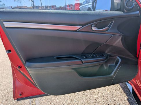 Used 2021 Honda Civic Sport image 11