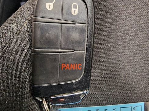 Certified 2023 Jeep Compass Sport image 46