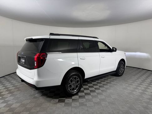 Used 2025 Ford Expedition Active RWD image 7