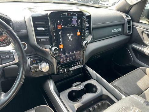 Used 2020 RAM 1500 Laramie w/ Sport Appearance Package AWD/4WD image 17