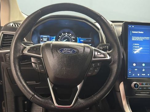 Used 2024 Ford Edge SEL AWD/4WD image 12