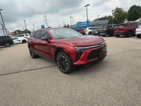 Certified 2024 Chevrolet Blazer EV RS RWD image 2