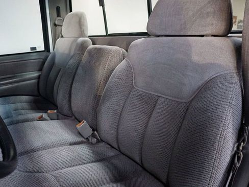 Used 1997 GMC Sierra 1500 4x4 Regular Cab w/ Marketing Option Pkg 3 image 85