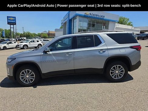 Used 2023 Chevrolet Traverse LT AWD/4WD image 6