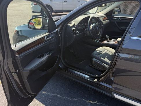 Used 2017 BMW X4 xDrive28i AWD/4WD image 18