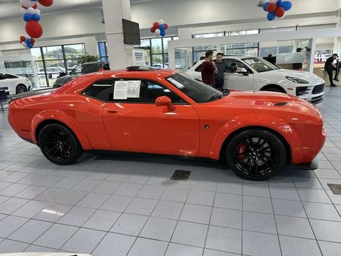 Used 2021 Dodge Challenger R/T Scat Pack RWD image 15