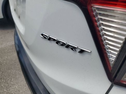 Used 2022 Honda HR-V Sport image 10