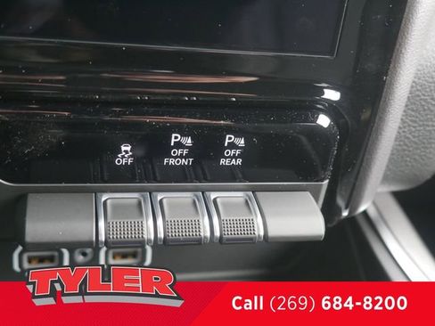 New 2026 RAM 1500 Big Horn AWD/4WD image 35