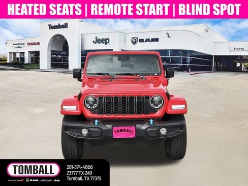 Used 2024 Jeep Wrangler Unlimited w/ Convenience Group image 2