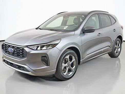Used 2023 Ford Escape ST-Line w/ Tech Pack #1 AWD/4WD image 9