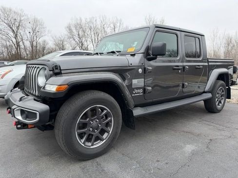 Used 2021 Jeep Gladiator Overland w/ Popular Equipment Package image 2