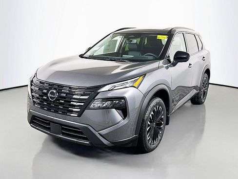 New 2026 Nissan Rogue SV AWD/4WD image 3