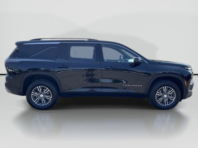 Used 2025 Chevrolet Traverse LT AWD/4WD image 6