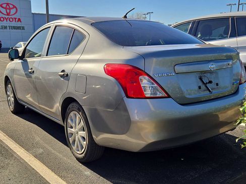Used 2013 Nissan Versa S image 5