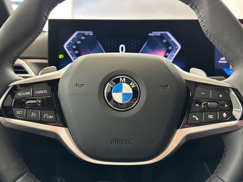 Used 2025 BMW 330i Sedan w/ Convenience Package RWD image 10