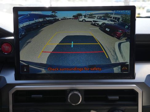 Used 2025 Toyota Tacoma TRD Sport RWD image 25