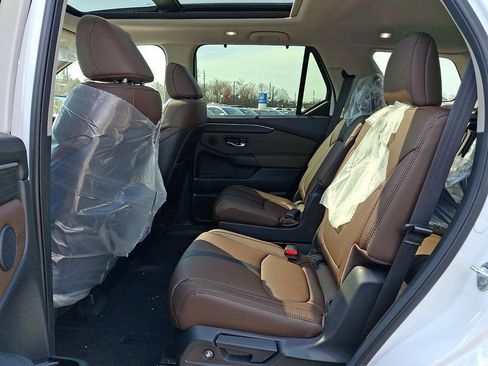 New 2026 Honda Pilot Touring image 6