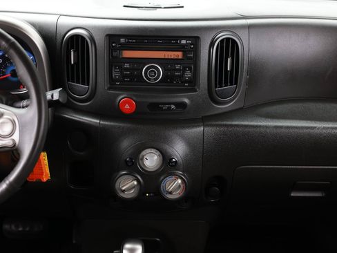 Used 2011 Nissan Cube 1.8 S w/ Interior Designer Pkg FWD image 31