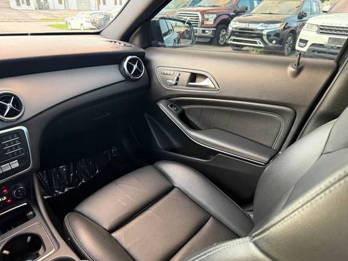 Used 2019 Mercedes-Benz GLA 250 image 39