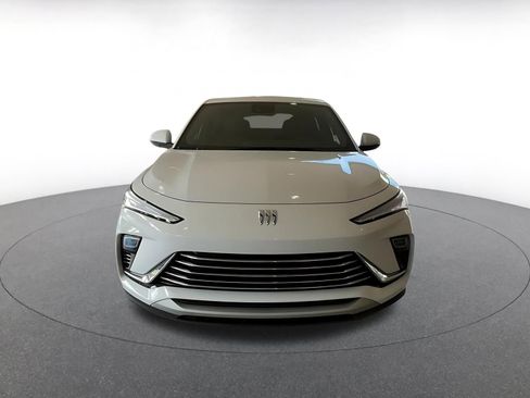 Used 2025 Buick Envista Preferred image 4