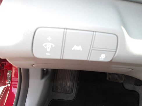Used 2023 Hyundai Elantra SEL w/ Convenience Package FWD image 15