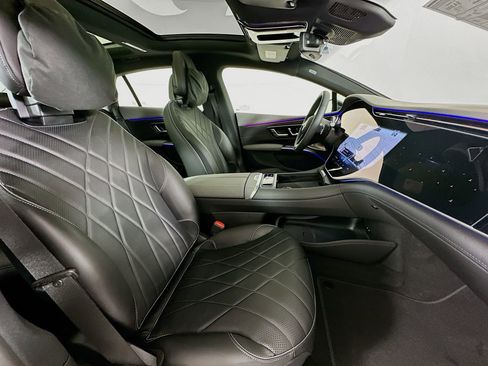 New 2026 Mercedes-Benz EQS 580 4MATIC Sedan image 31