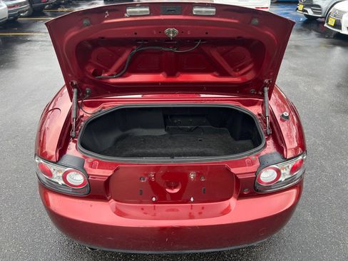 Used 2006 MAZDA MX-5 Miata Grand Touring w/ Premium Pkg image 5