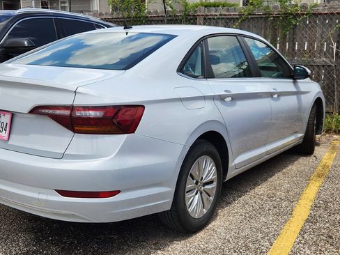 Used 2019 Volkswagen Jetta S FWD image 4
