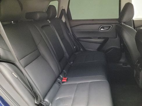 Used 2021 Nissan Rogue SL FWD image 19