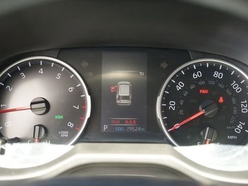 Used 2020 Toyota RAV4 XLE FWD image 24