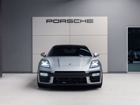 Certified 2025 Porsche Panamera 4 E-Hybrid AWD/4WD image 10