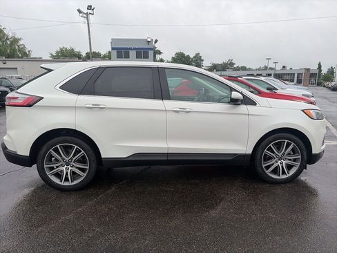 Used 2022 Ford Edge Titanium AWD/4WD image 8