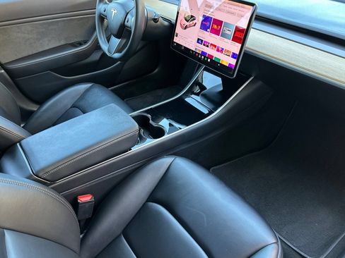 Used 2019 Tesla Model 3 Standard Range Plus RWD image 15