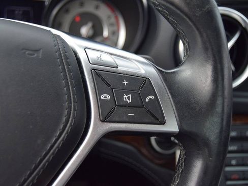 Used 2013 Mercedes-Benz SL 550 image 20