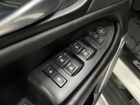 Used 2019 Cadillac Escalade Premium Luxury image 16