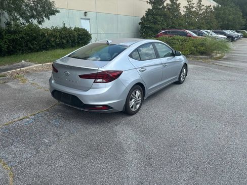 Used 2020 Hyundai Elantra Value Edition w/ Winter Weather Package FWD image 4