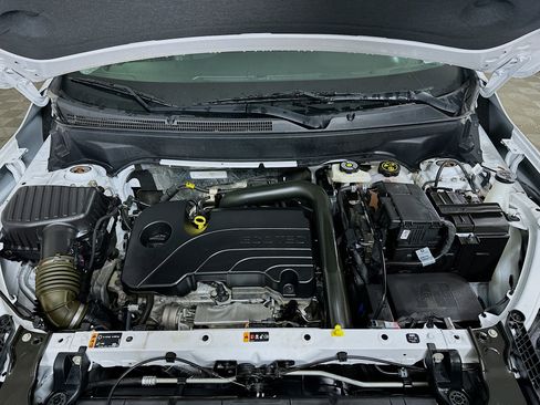 Used 2023 GMC Terrain SLT image 28