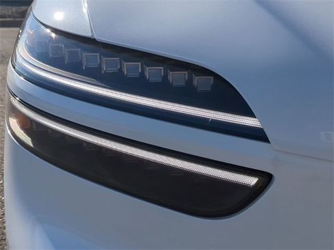 New 2026 Genesis GV70 2.5T Advanced image 9