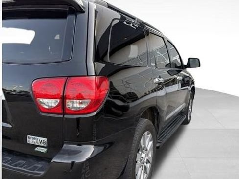 Used 2016 Toyota Sequoia Limited AWD/4WD image 10