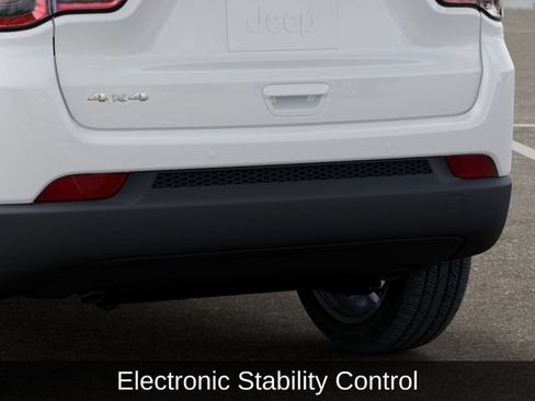 New 2026 Jeep Compass Limited w/ Sun, Sound & Navigation Group AWD/4WD image 19