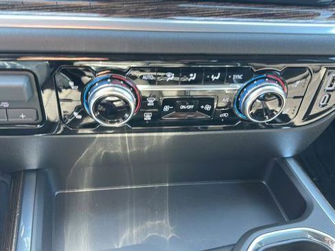 New 2026 GMC Sierra 1500 Elevation AWD/4WD image 14