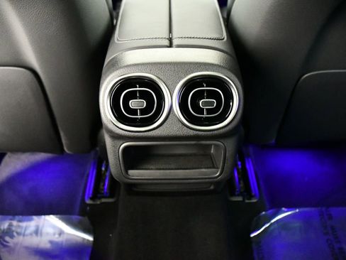 New 2026 Mercedes-Benz GLC 300 4MATIC image 17