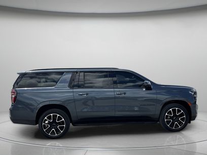 Used 2021 Chevrolet Suburban RST w/ Luxury Package