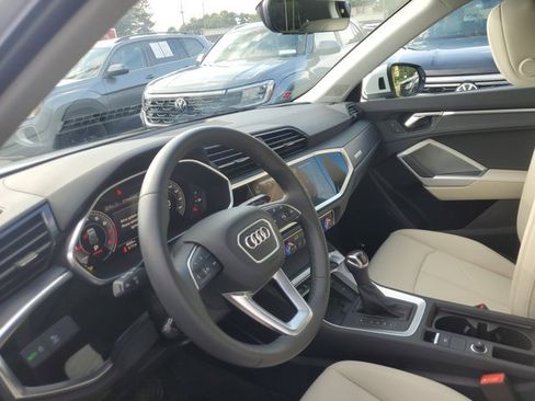 Certified 2024 Audi Q3 2.0T Premium Plus w/ Premium Plus Package image 18