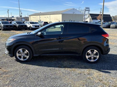 Certified 2022 Honda HR-V LX image 5