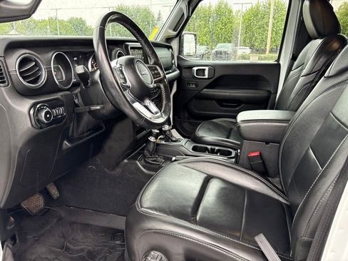 Used 2020 Jeep Wrangler Unlimited Sahara w/ LED Lighting Group AWD/4WD image 7