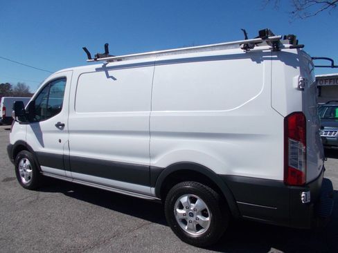 Used 2017 Ford Transit 250 130 Low Roof image 15