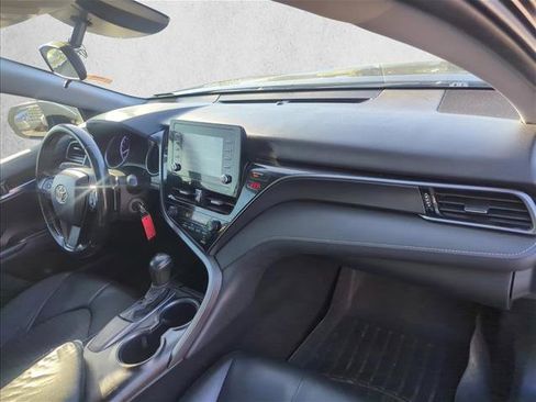 Used 2021 Toyota Camry SE FWD image 25